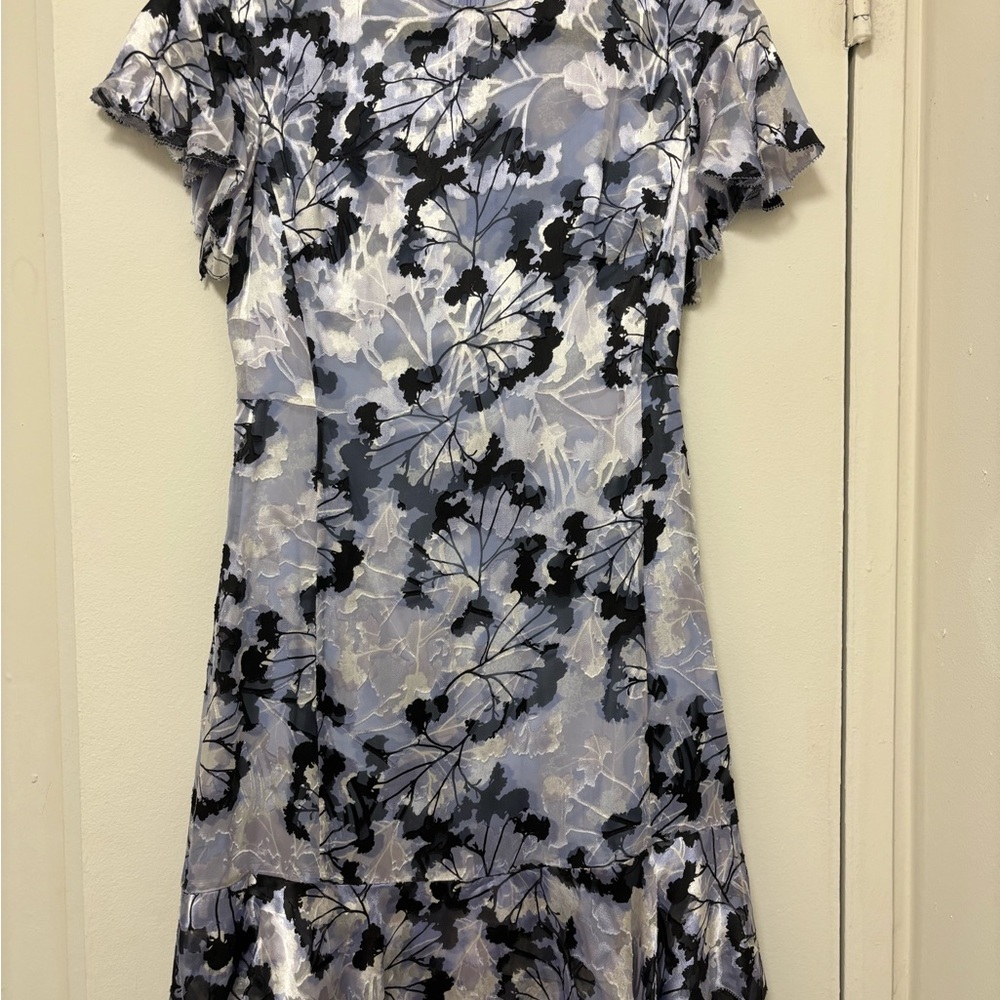 NWT Elie Tahari Yonica Dress in Wild Iris Size 2 PERFECT condition never worn